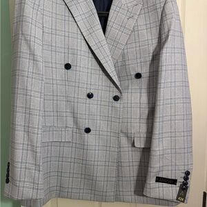 Men's Light Gray Plaid Double-Breasted Blazer & Pants